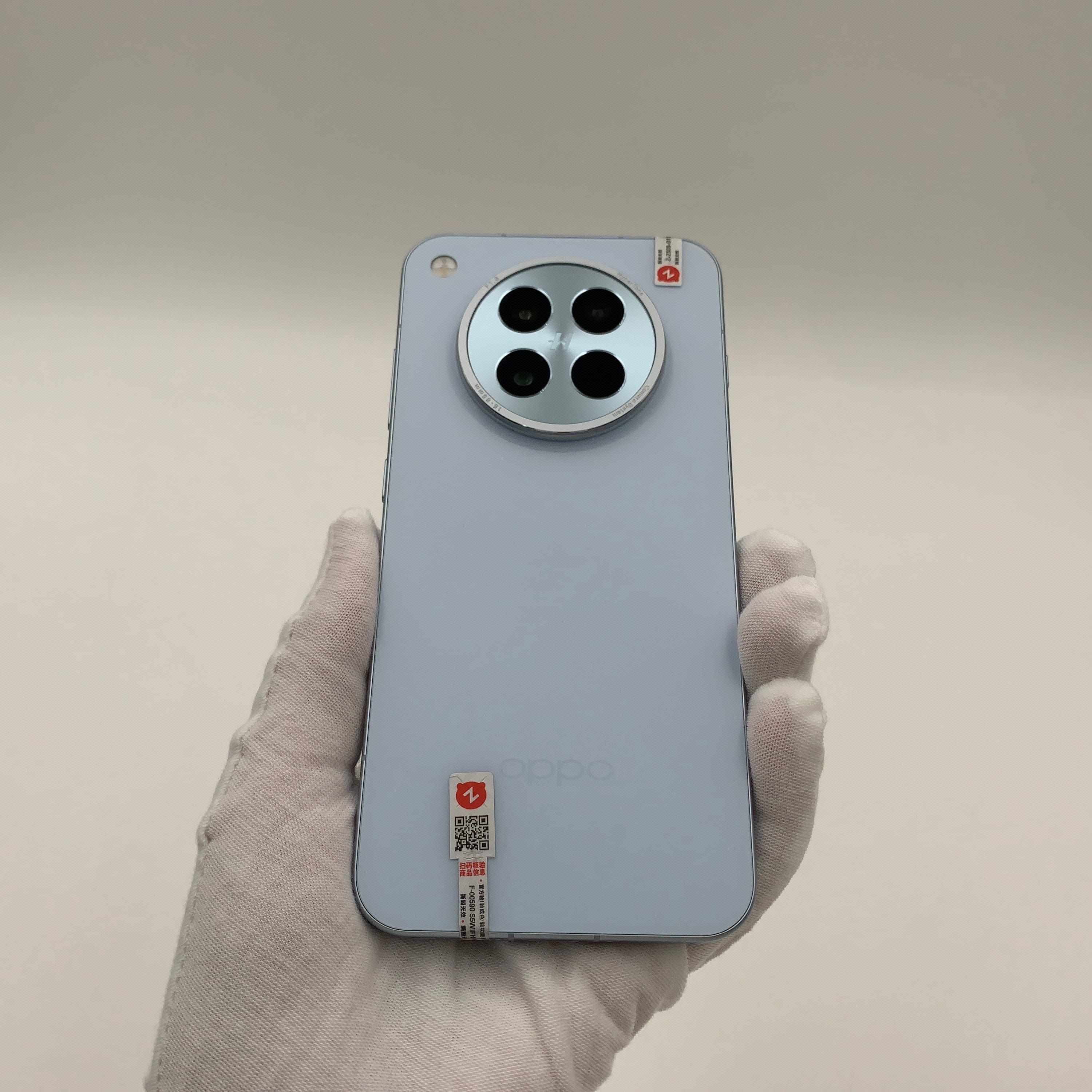 OPPO Find X8s