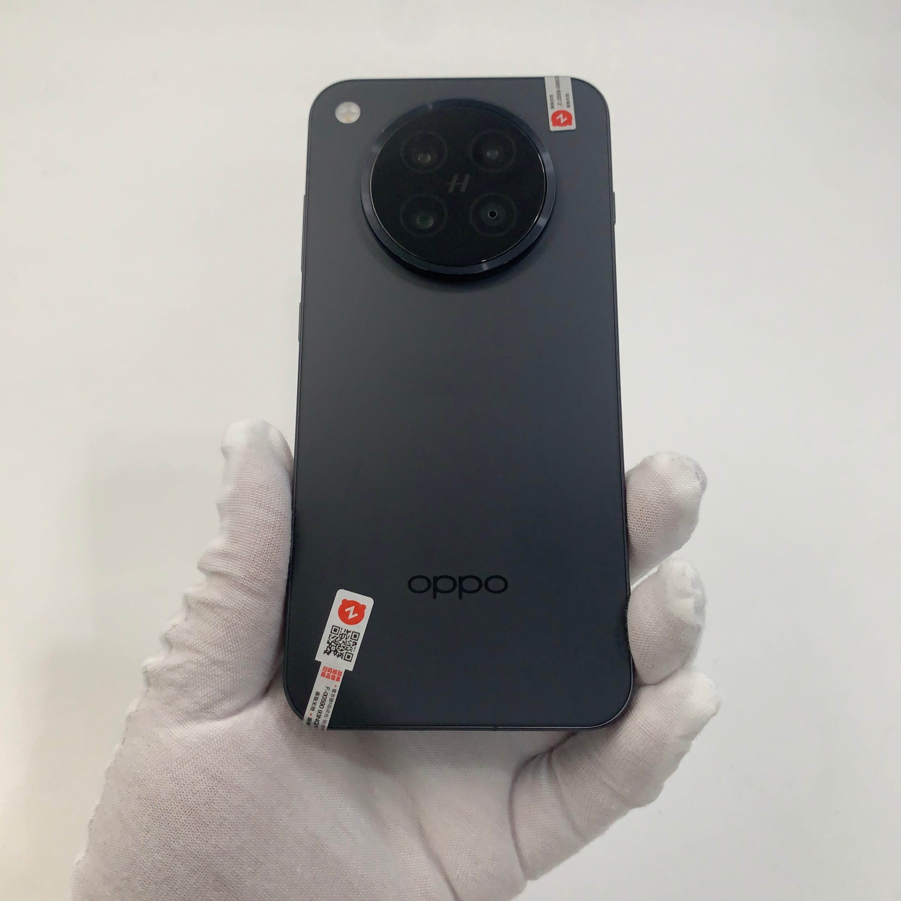 OPPO Find X8s
