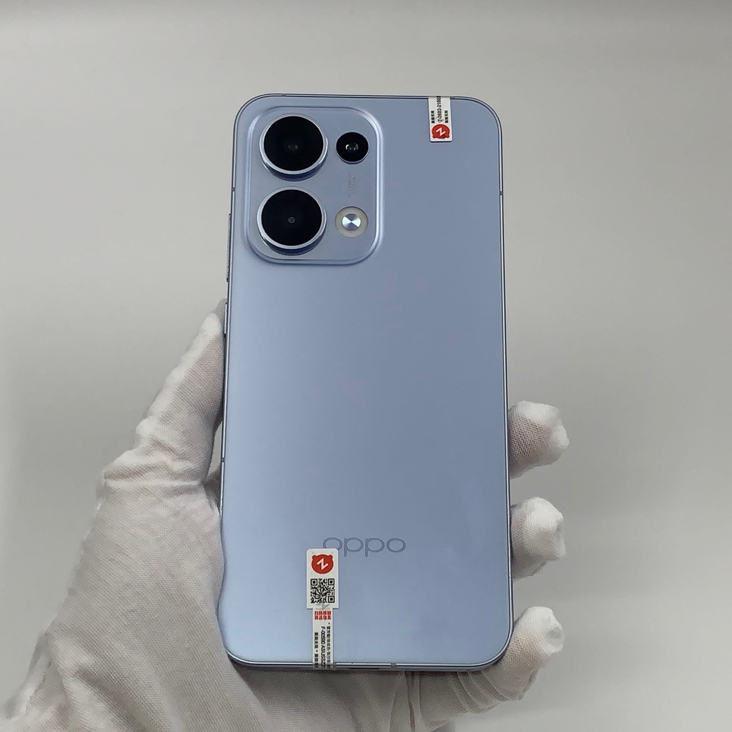 OPPO Reno13