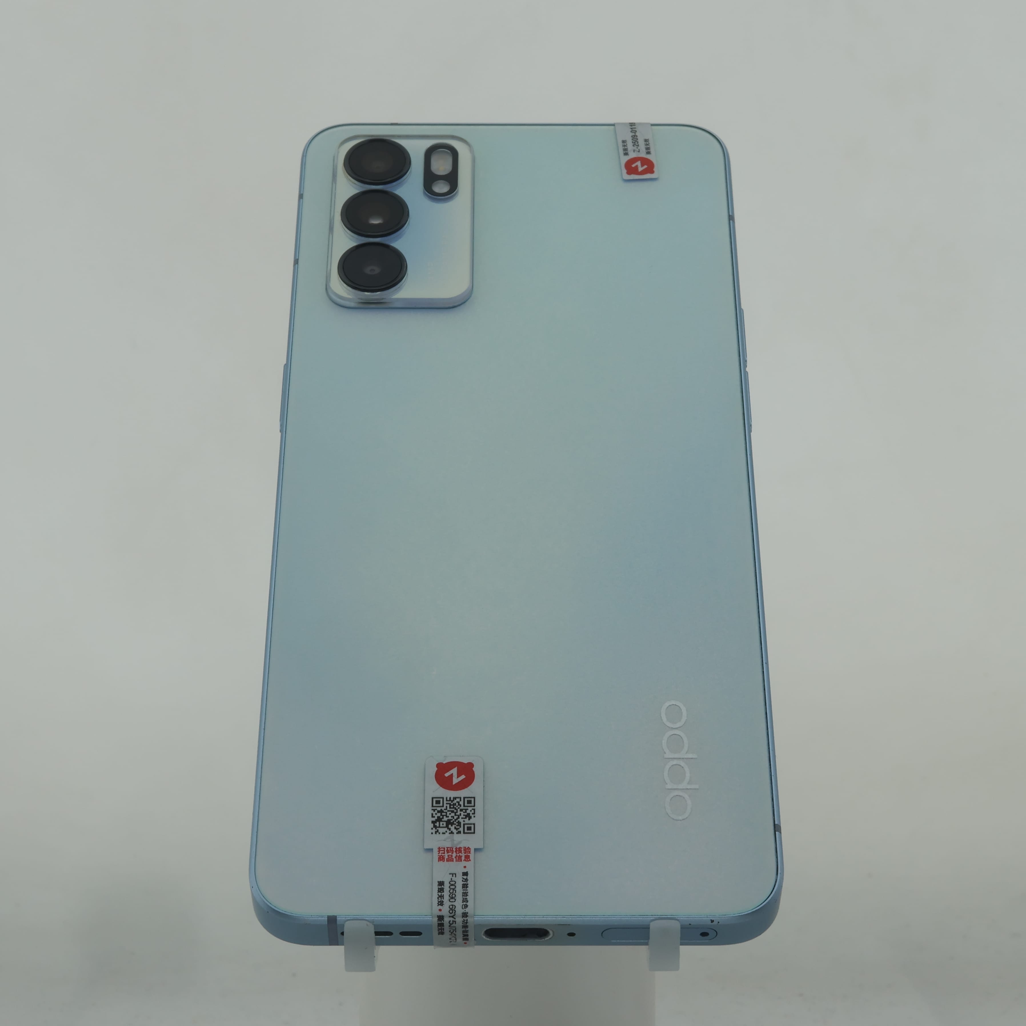 OPPO Reno6